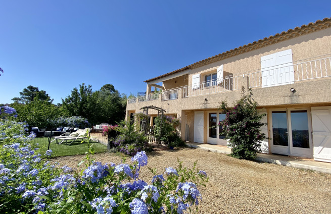 5-bedroom villa in La Croix-Valmer, 1200m² plot