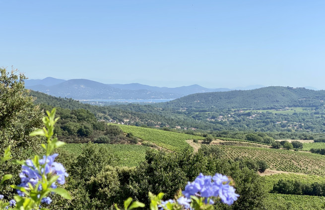 Maison-vue-mer-Golfe-de-Saint-Tropez-à-vendre-la-croix-valmer