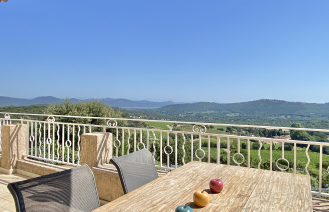 terrace-sea-view-mediterranean-gulf-of-saint-tropez-la-croix-valmer