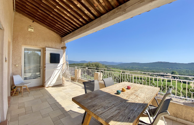 shaded terrace, serenity, sea view, La Croix-Valmer