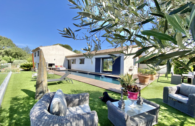 Villa met airconditioning, vloerverwarming en -koeling - torenplattegrond