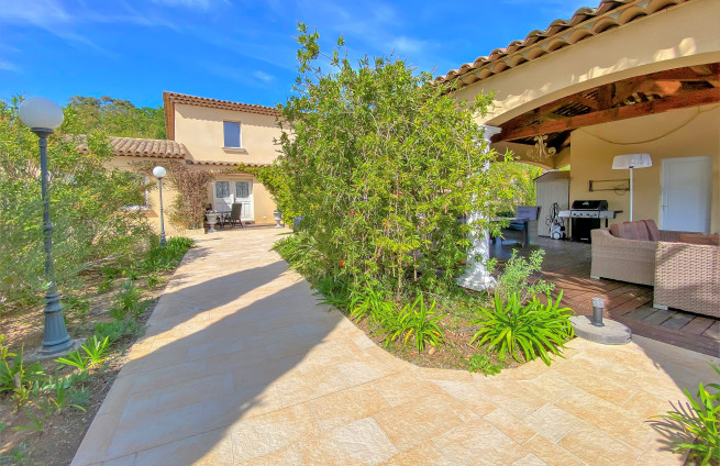 villa-te-koop-grimaud-golfe-saint-tropez