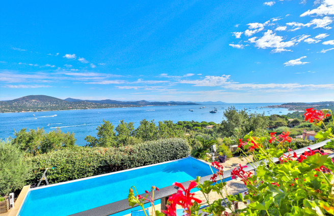Panoramic sea view, Saint-Tropez villa for sale, Gassin