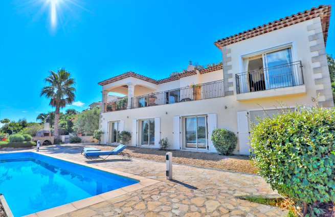luxury villa with panoramic sea view in Saint-Tropez, Gassin, Sinopolis
