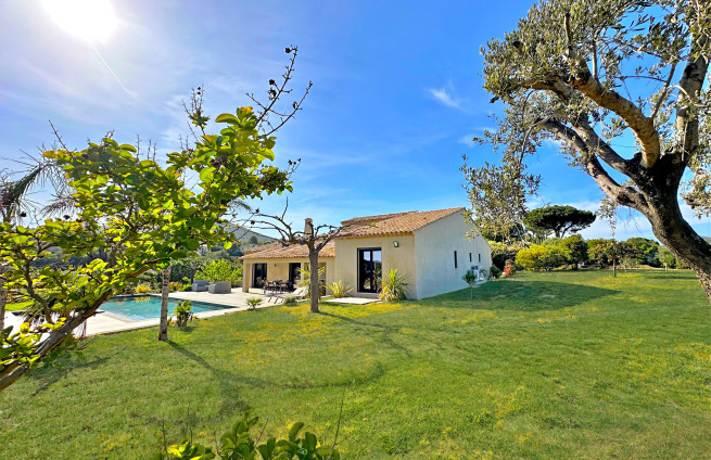 villa-charme-authentique-modernite-sainte-maxime