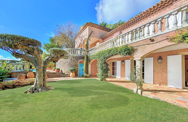 achat-villa-provencale-vue-mer-la-croix-valmer