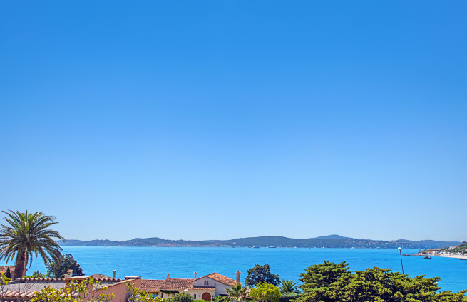 Vue-imprenable-Golfe-Saint-Tropez-villa-croisette