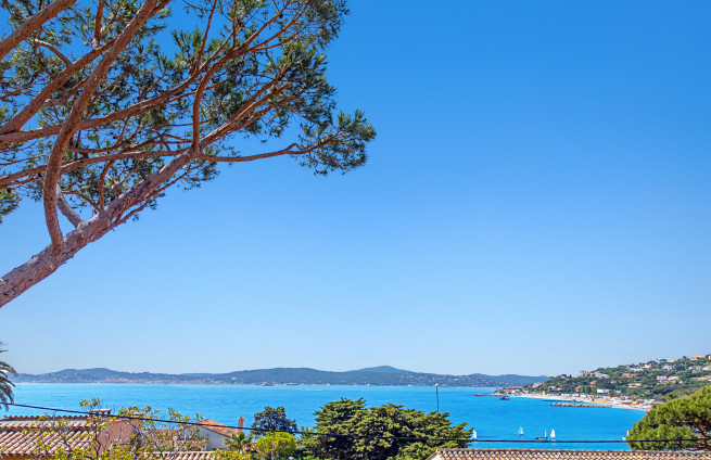 Villa met uitzicht op zee, stranden, te koop in Sainte-Maxime