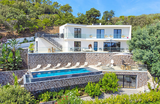 Luxe moderne villa met zeezicht - Issambres - exterieur