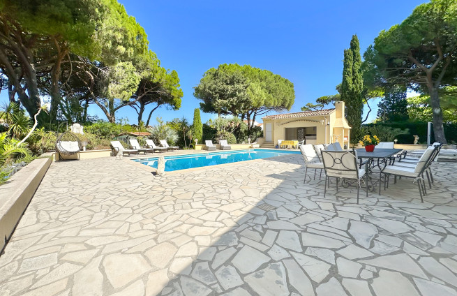 villa-near-beaches-restaurants-la-nartelle-sainte-maxime