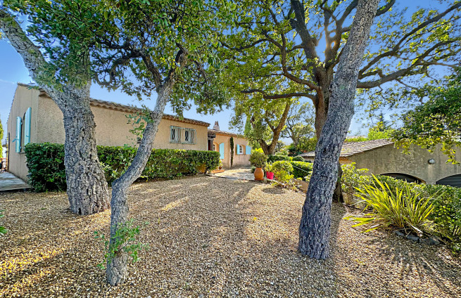 villa-near-beach-gigaro-sea-view-la-croix-valmer