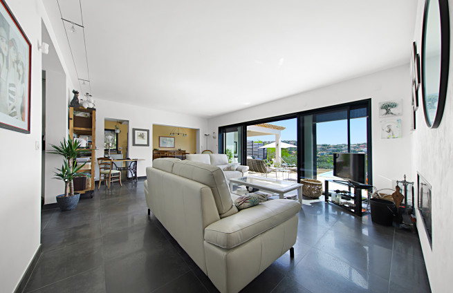 lichte ontvangstkamer - luxe villa - Var - Sainte-Maxime