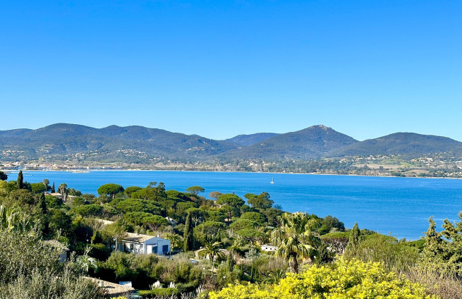 Villa-Gassin-vue-mer-Saint-Tropez