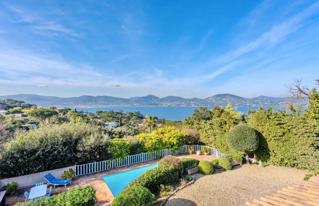 Zwembad - 11x4 - uitzicht op zee - villa renovatie - Gassin