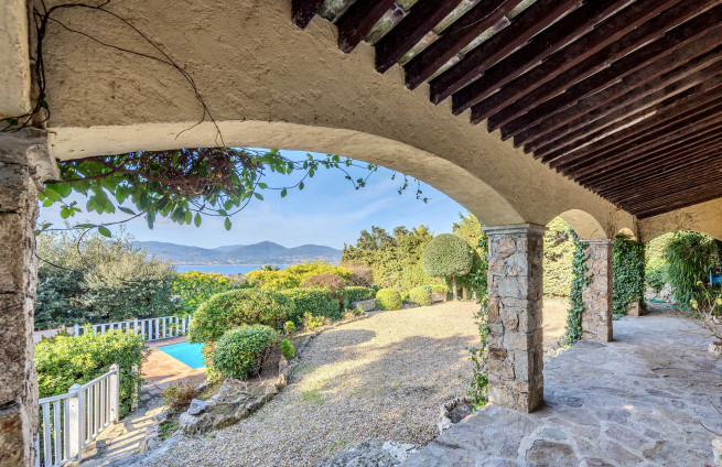 Terras - Slaapkamers met eigen badkamer - Villa Gassin