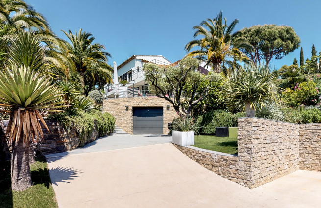 Hoogwaardige moderne villa in La Croix-Valmer