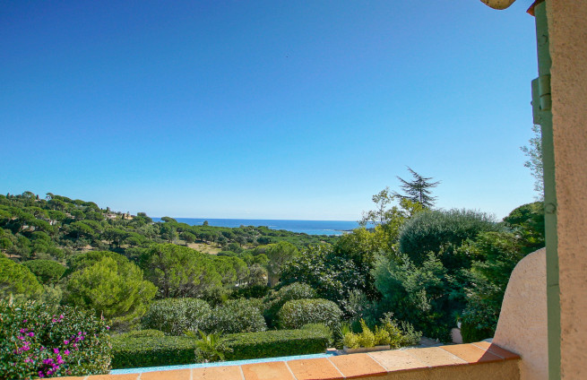 vue-mer-terrasse-chambre-amis-balcon-ste-maxime