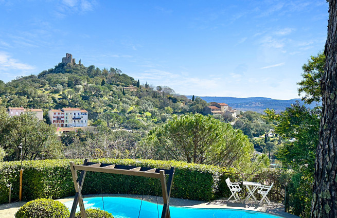 vente-maison-vue-chateau-grimaud