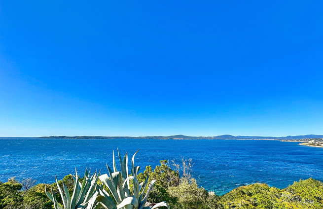 land-with-sea-view-building-permit-4-bedroom-villa-sainte-maxime