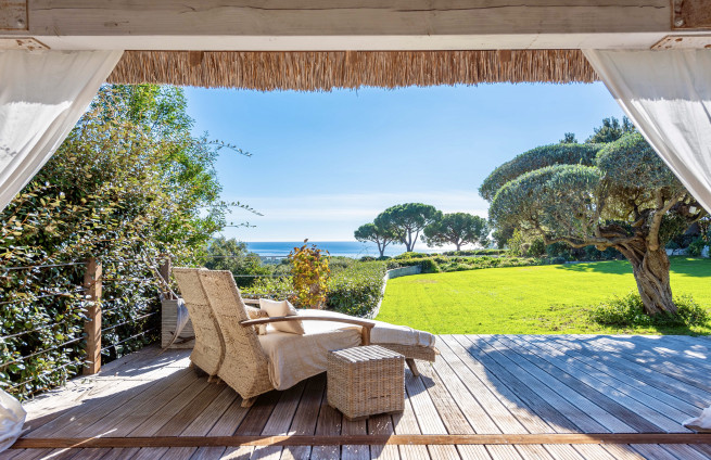 jardin-paysagé-plat-piscine-pool-house-cote-d-azur