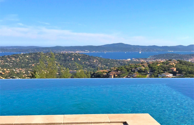 villa-view-sea-panoramic-gulf-saint-tropez