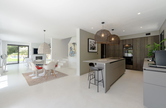 Miele fitted kitchen with central island and back kitchen in a high-end home (Var)