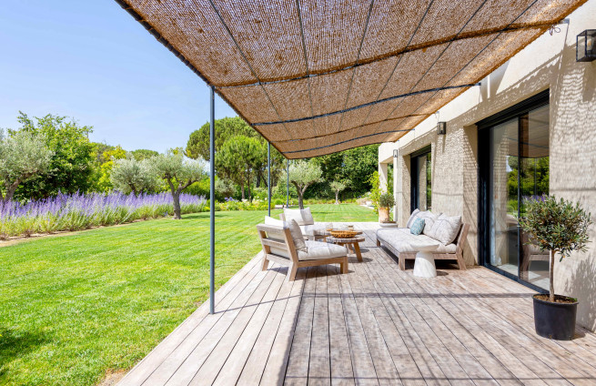 art-of-living-provencal-luxury-villa-grimaud