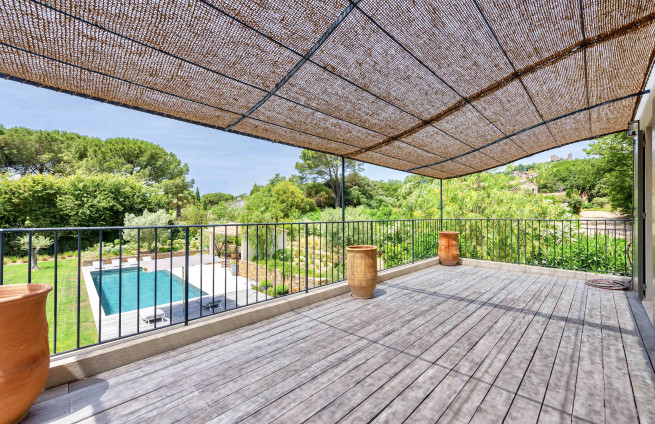 Grimaud hoofdslaapkamer terras