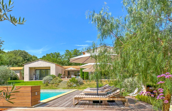 Luxury villa in Grimaud - investment
