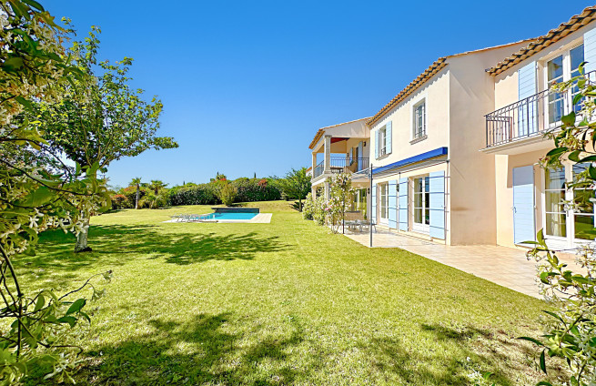 Rare find 4-bedroom villa suite