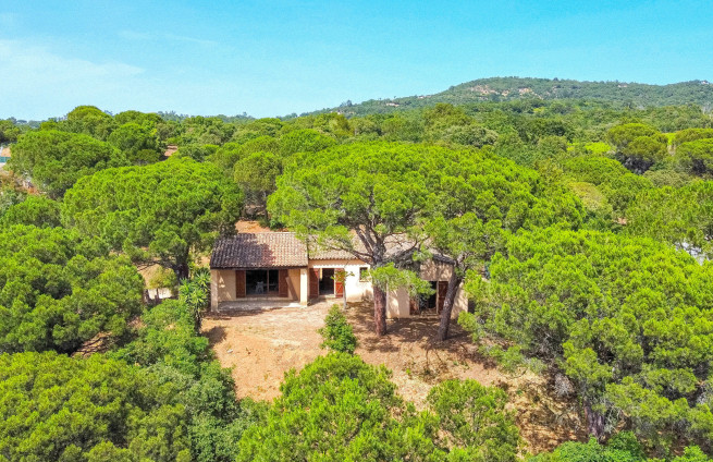 Buy a single-story villa in La Croix-Valmer