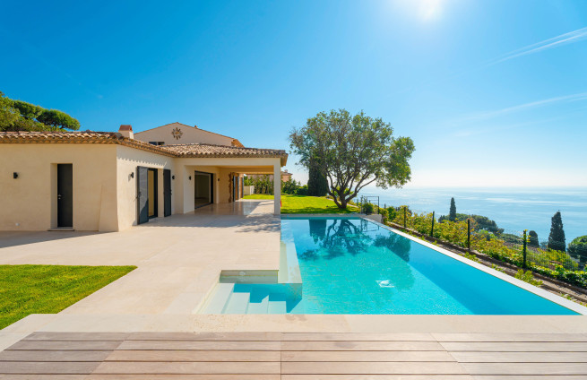 villa-a-vendre-vue-mer-sainte-maxime
