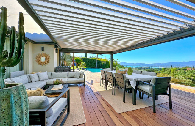 bioclimatic pergola terrace on the French Riviera