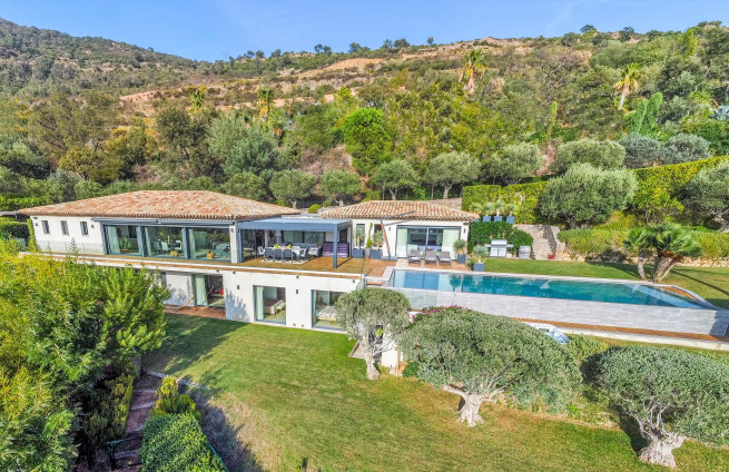 Villa près des plages de Beauvallon