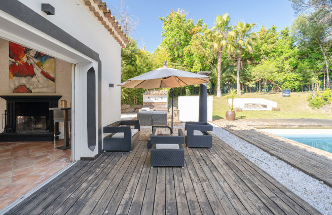 villa te koop nabij golfbanen en winkels