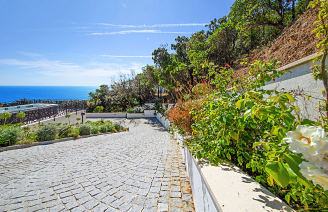 Vastgoed tussen Saint-Tropez en Cannes