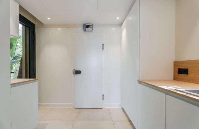 Luxe wijnkelder en koelopslag in de villa