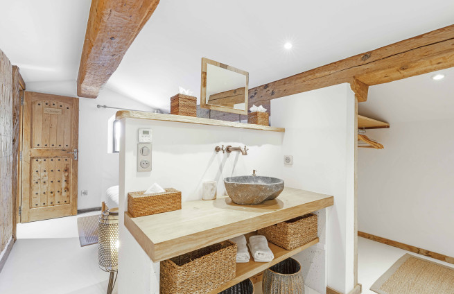 salle-de-bain-grimaud