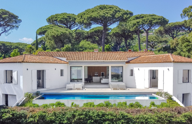 Luxe villa in Grimaud