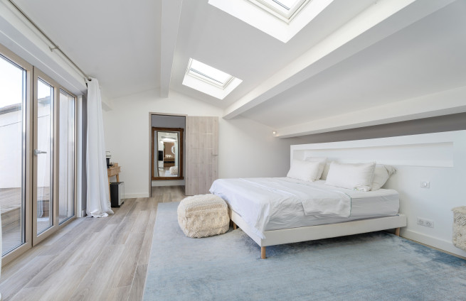 Hoofdslaapkamer met eigen dakterras