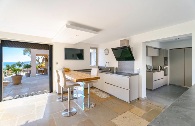 Timeless Design Sainte-Maxime