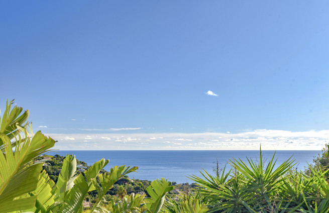 Villa vue mer panoramique à vendre aux Issambres