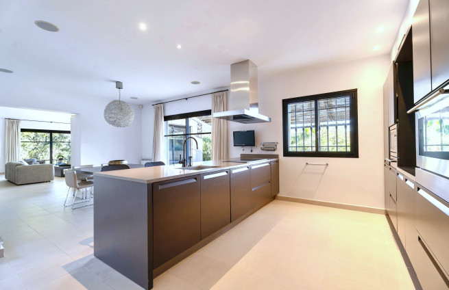 Villa dans domaine sécurisé proche du village de Grimaud