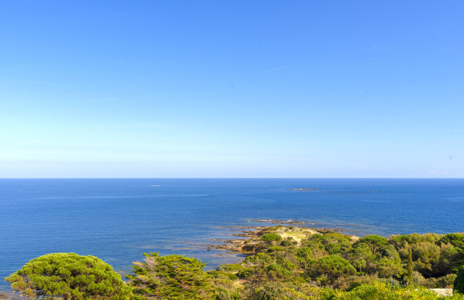 Villa vue mer panoramique à vendre à Sainte-Maxime