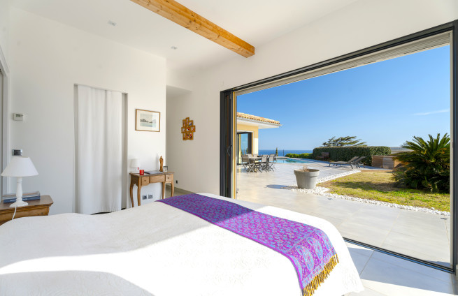 Villa vue mer panoramique à vendre à Sainte-Maxime