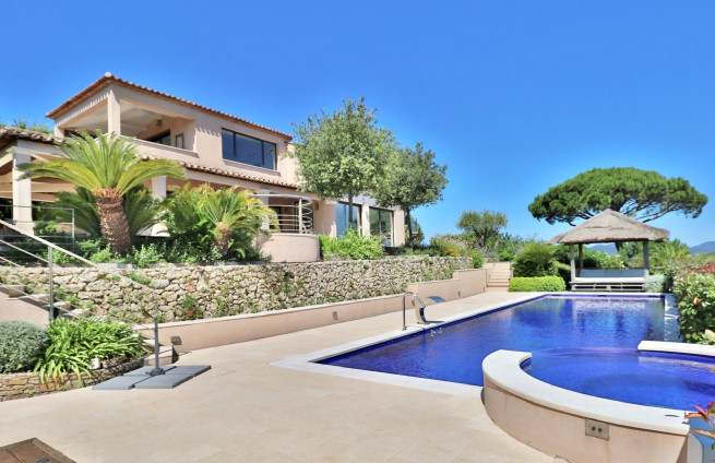 Uitzonderlijke villa in de Golf van Saint-Tropez