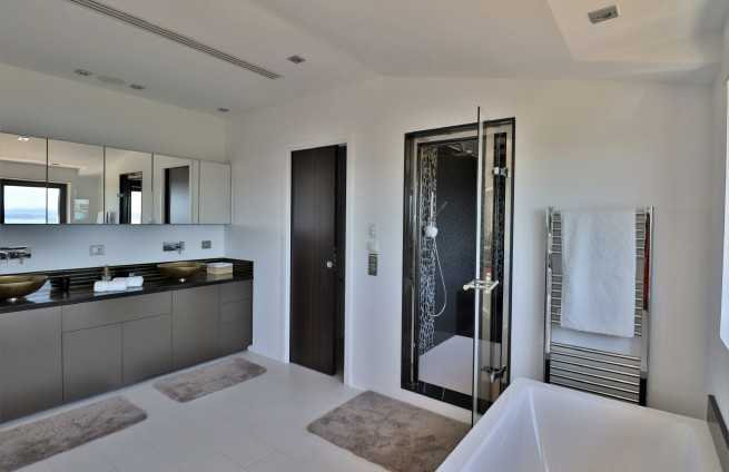 chambre-parentale-dressing-salle-de-bains-hammam-gassin