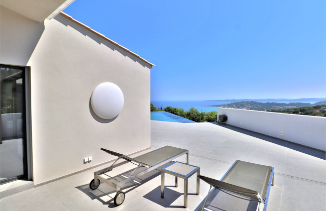 renovated villa with sea view, high-quality materials, luxury, Sainte-Maxime