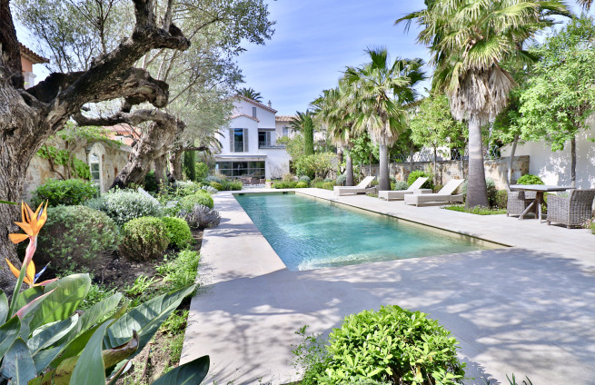 Gerenoveerde villa - onroerend goed - dorpscentrum - Saint-Tropez