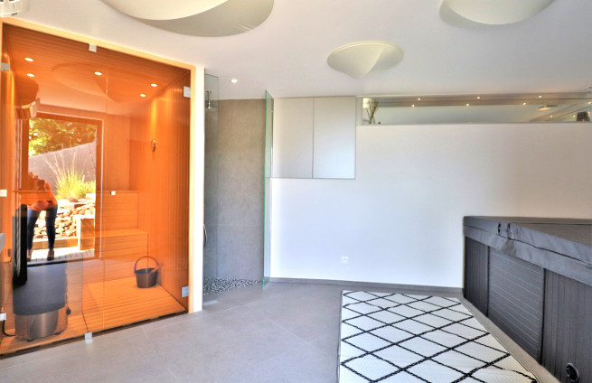 sauna-détente-espace-zen-villa-sainte-maxime